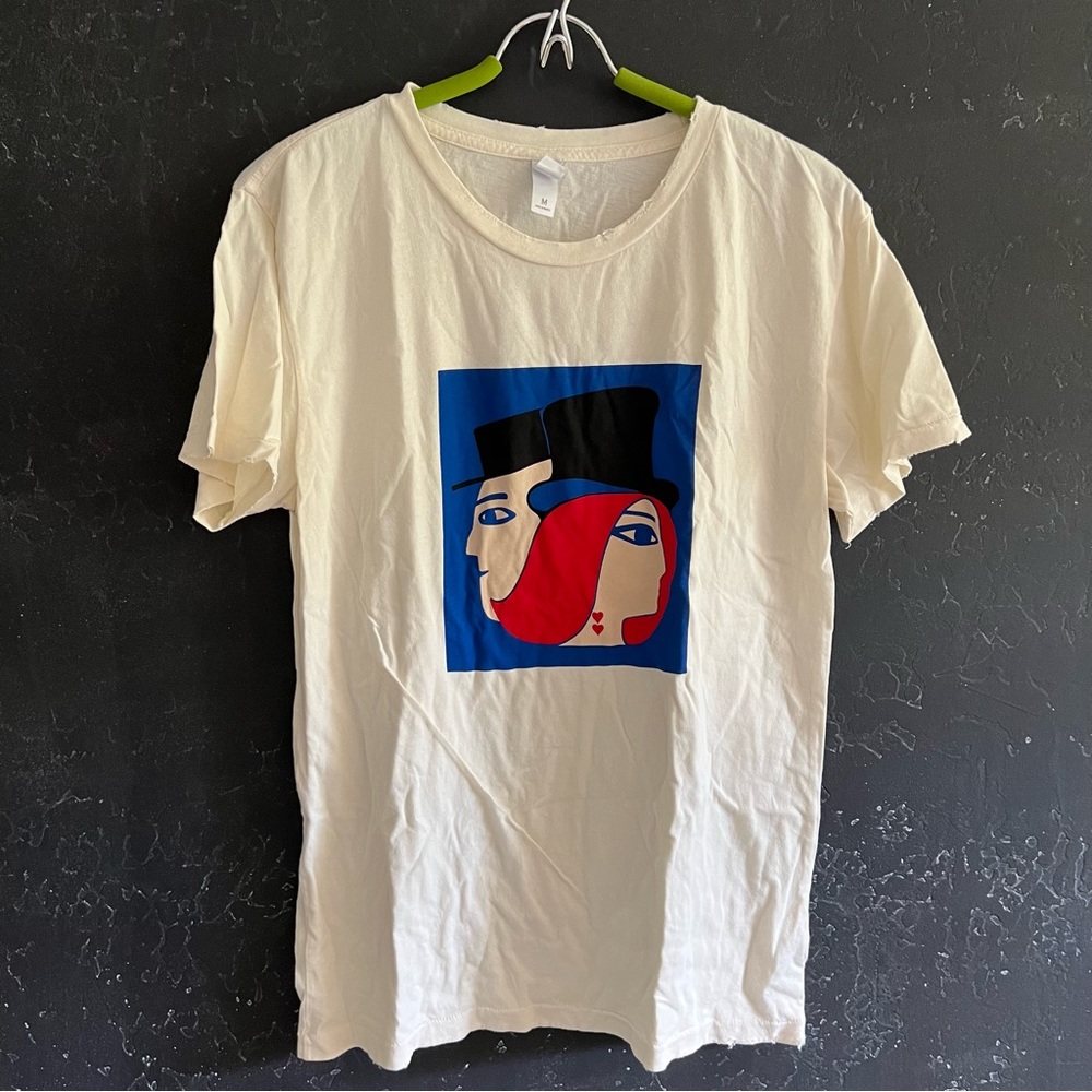 Distressed Tshirt Size M